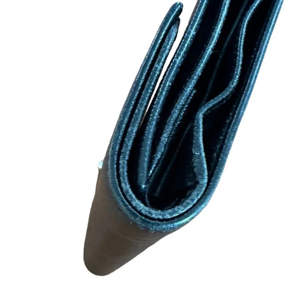 Authentic PRADA Milano Black Saffiano Leather Compact Wallet - Picture 5 of 9